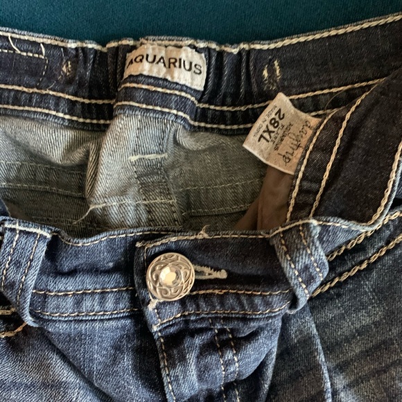 Aquarius Daytrip Jeans - Picture 3 of 3